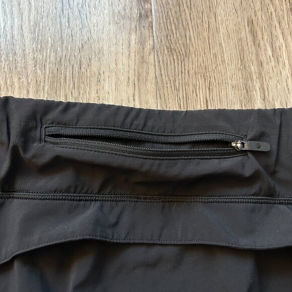 Lululemon Play Off The Pleats Skirt Tennis Pickleball Golf in Black Size 2 - Picture 9 of 9